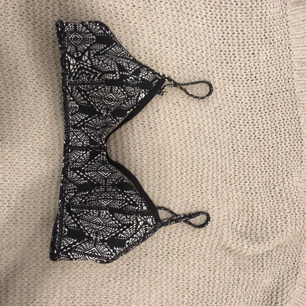 black and white bikini top